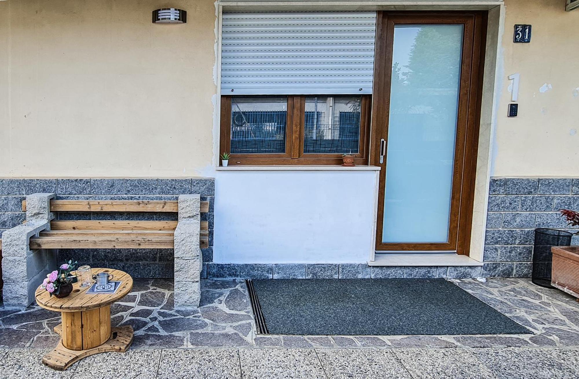 Adriroomsrho Exteriör bild